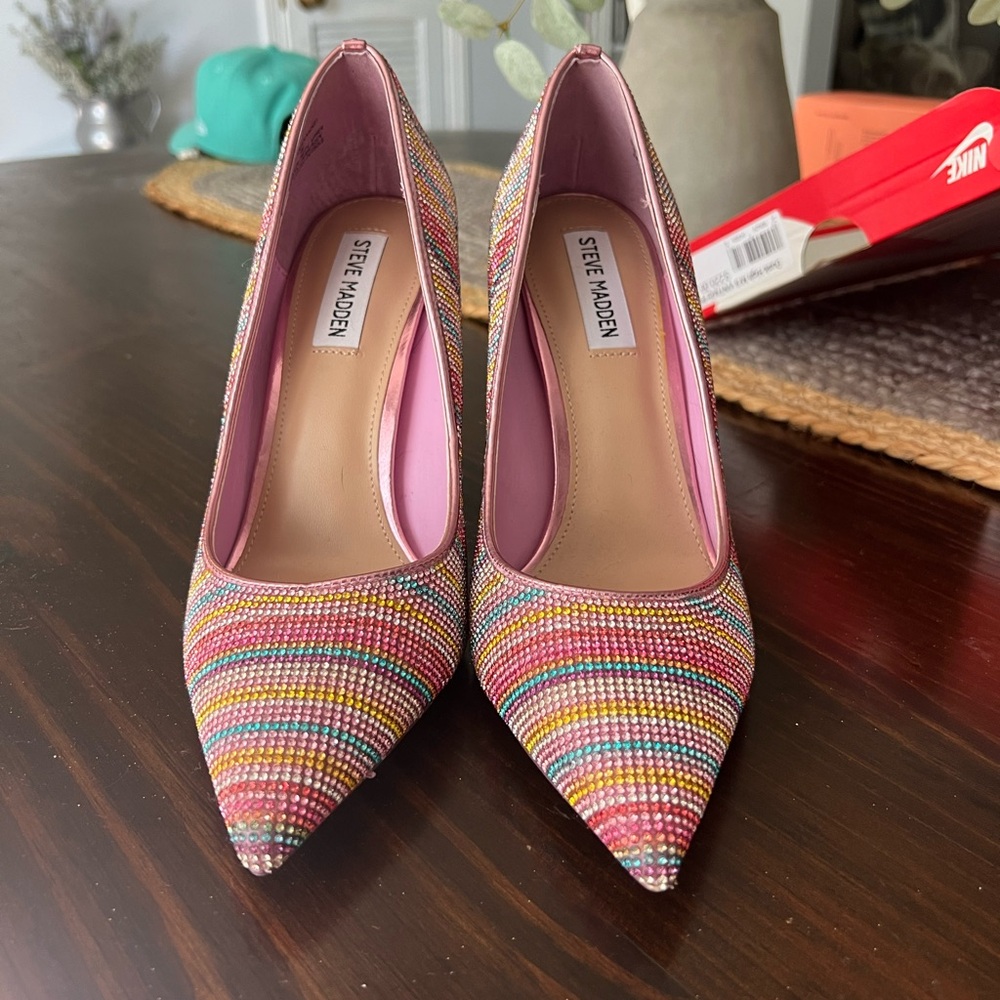 New Steve Madden Colorful Sparkly Heels - Picture 2 of 4